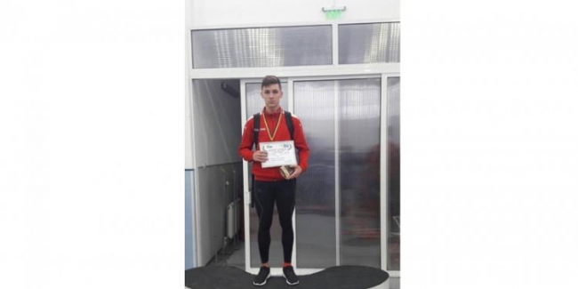 Alexandru Iconaru, noul recordman naţional al României la 60 m garduri juniori II