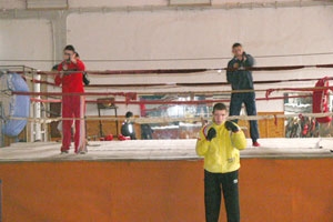 Boxerii Centrului de excelență au început pregătirile